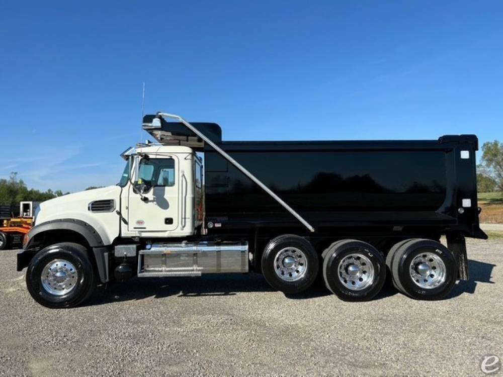 2025 Mack GRANITE 64FR