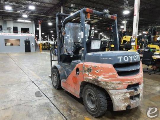 2018 Toyota 8FD40U Diesel Forklift - 123Forklift