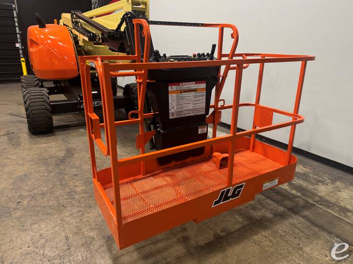 2015 JLG 450AJ