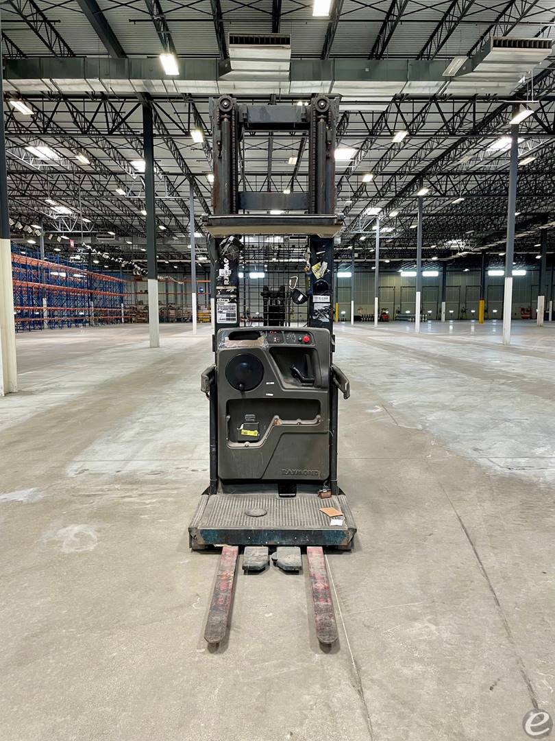 2012 Raymond 550-OPC30TT Electric Order Picker - 123Forklift