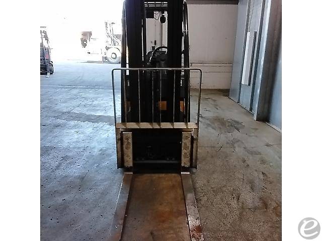 2019 Yale GC030VX LP Gas Forklift - 123Forklift