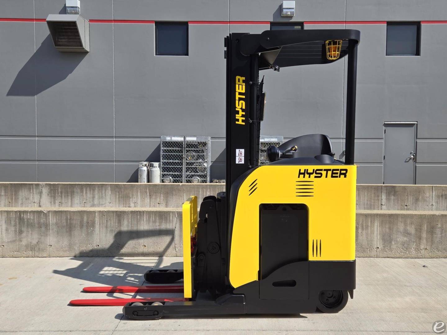 2017 Hyster N30ZDRS2 Electric Forkl...