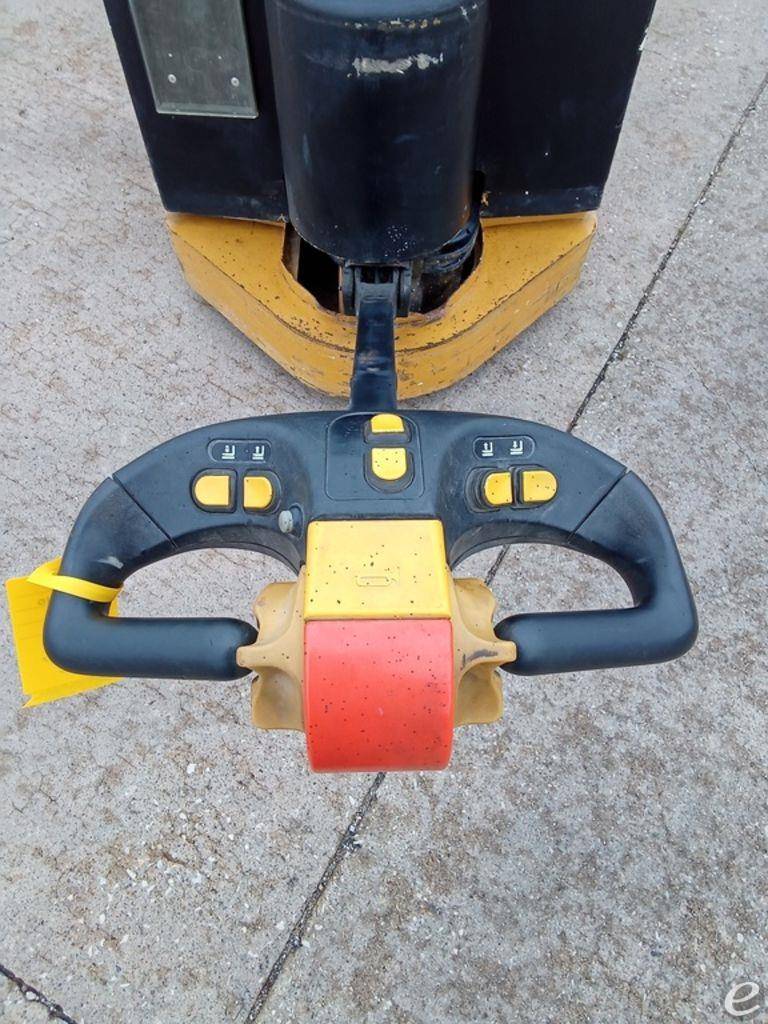 2007 Yale MCW040LEN