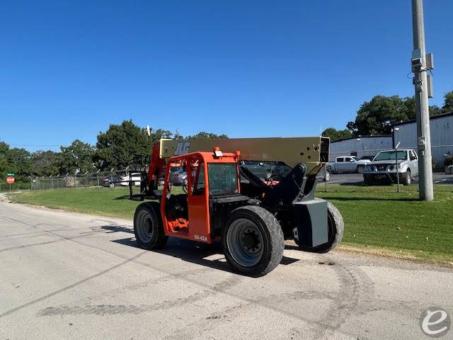2012 JLG G6-42A