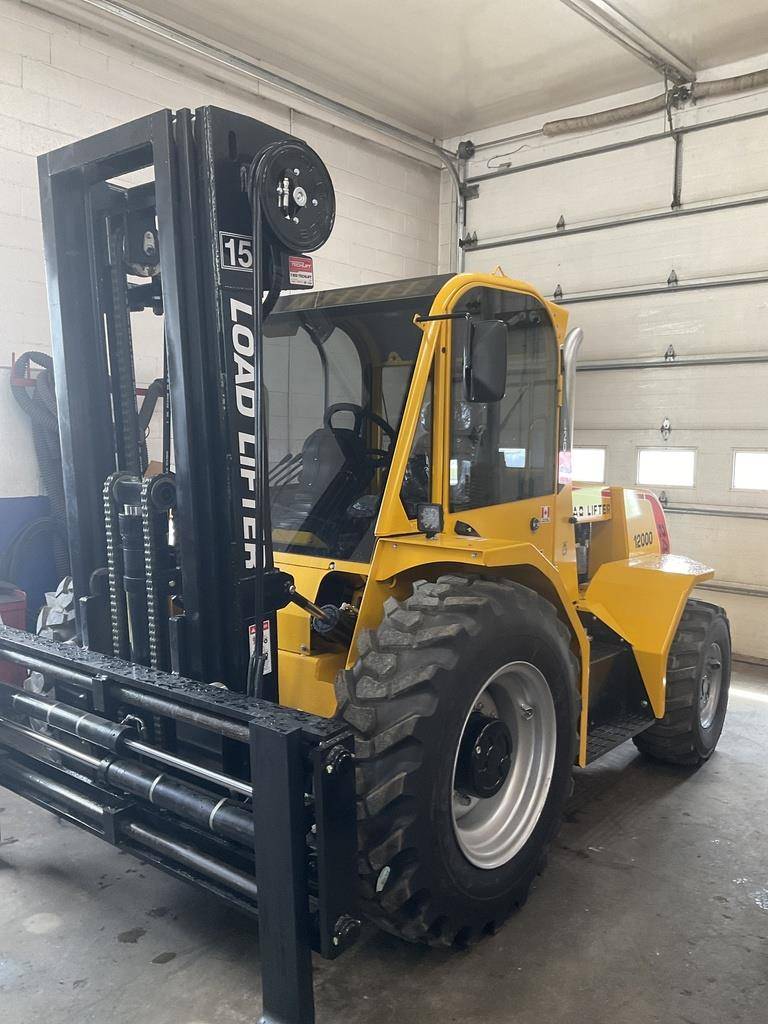 A wide selection of Load Lifter 241512G Forklifts with 7 in stock and