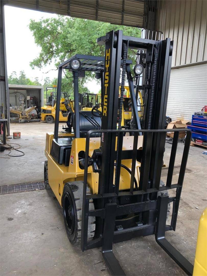 1992 LP Gas Hyster H50XL Pneumatic Tire 4 Wheel Sit Down