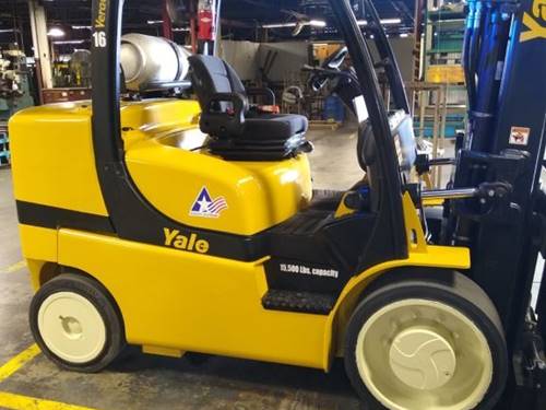 For Rent 15500 lbs - 185" lift - Gas/Propane - Indoor Warehouse