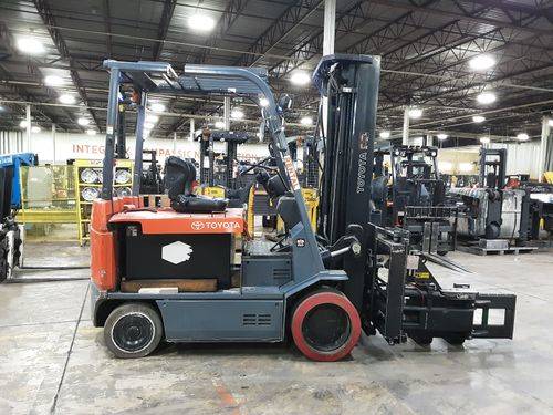 For Rent 8000 lbs - 201" lift -  Electric - Indoor Warehouse