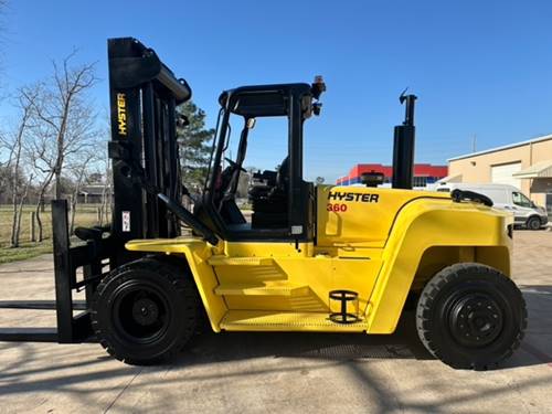 For Rent 36000 lbs - 147" lift -  Diesel - Indoor/Outdoor Pneumatic Tires