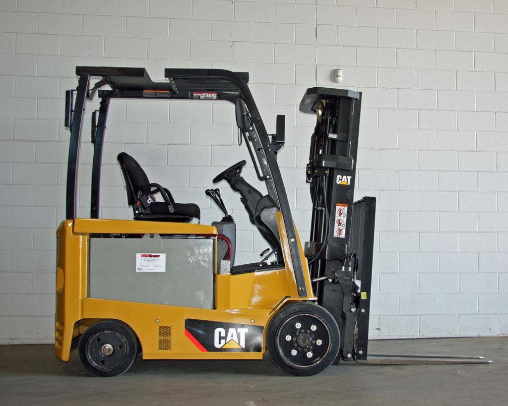 2013 Electric Cat EC25N2 Electric Forklift Electric 4 Wheel Sit Down