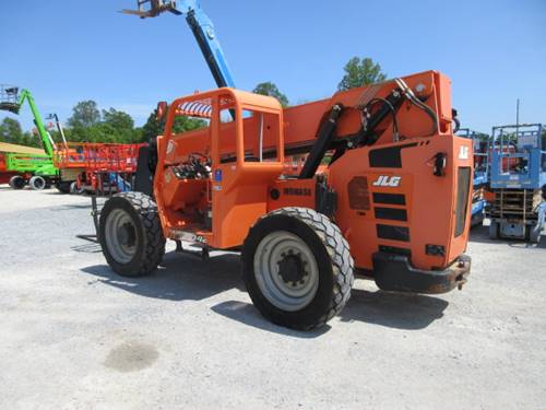 For Rent 6000 lbs - 42' lift -  Diesel