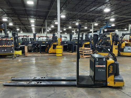 For Rent 8000 lbs -  Electric - Indoor Warehouse