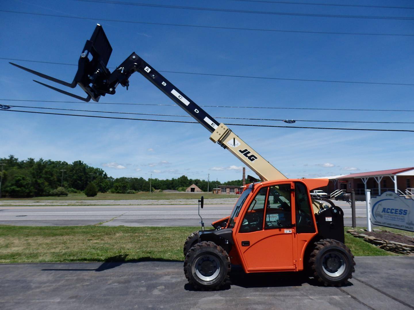 2019 Diesel JLG G5-18A