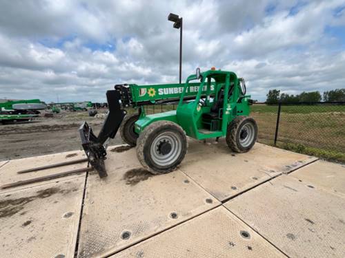For Rent 6000 lbs - 36' lift -  Diesel