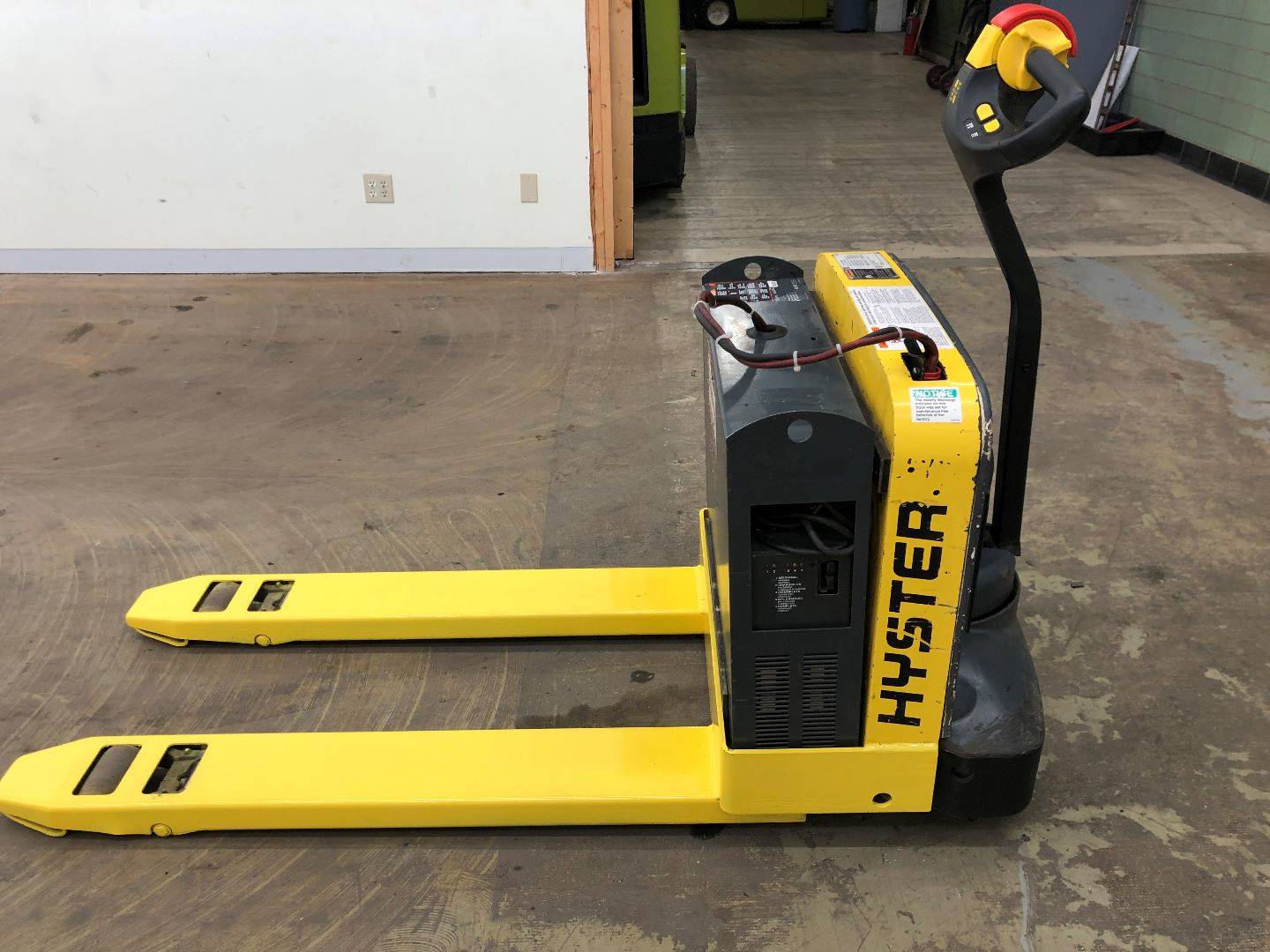2006 Electric Hyster W40Z Electric Walkie Pallet Jack