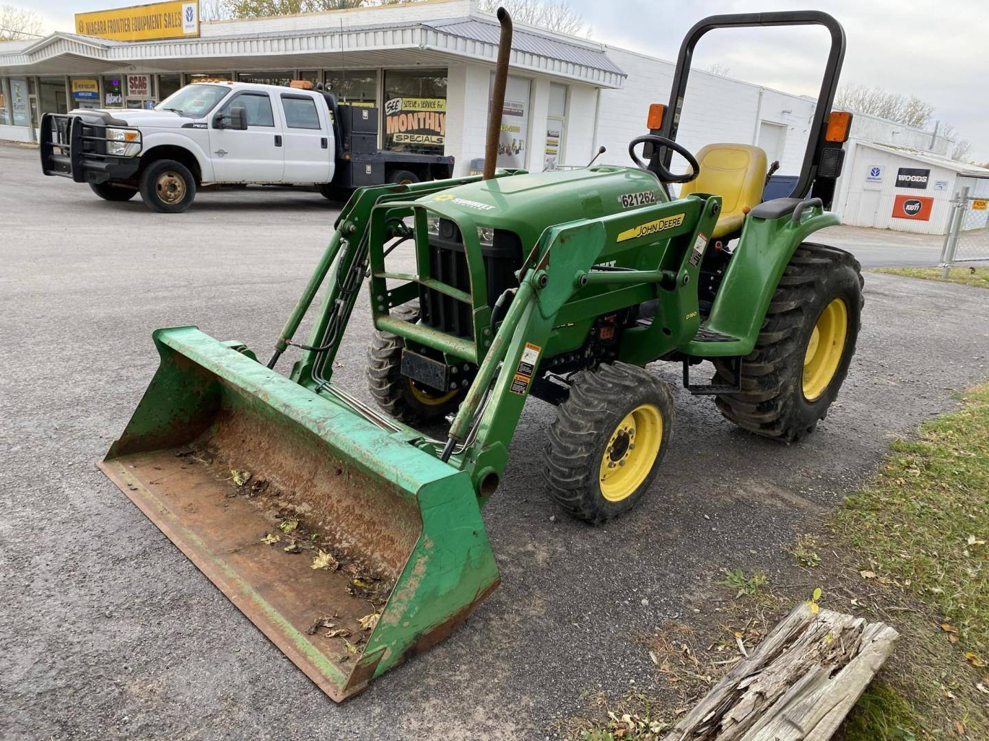 2014 John Deere 3032E Agricultural & Farming