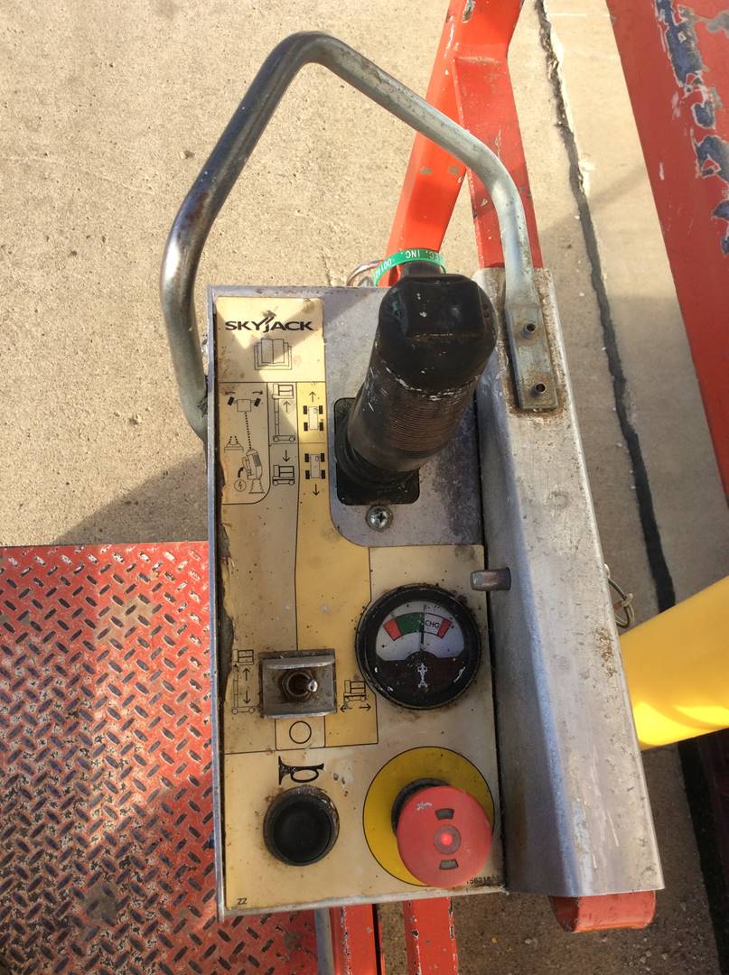 2014 Electric Skyjack SJ16 Slab