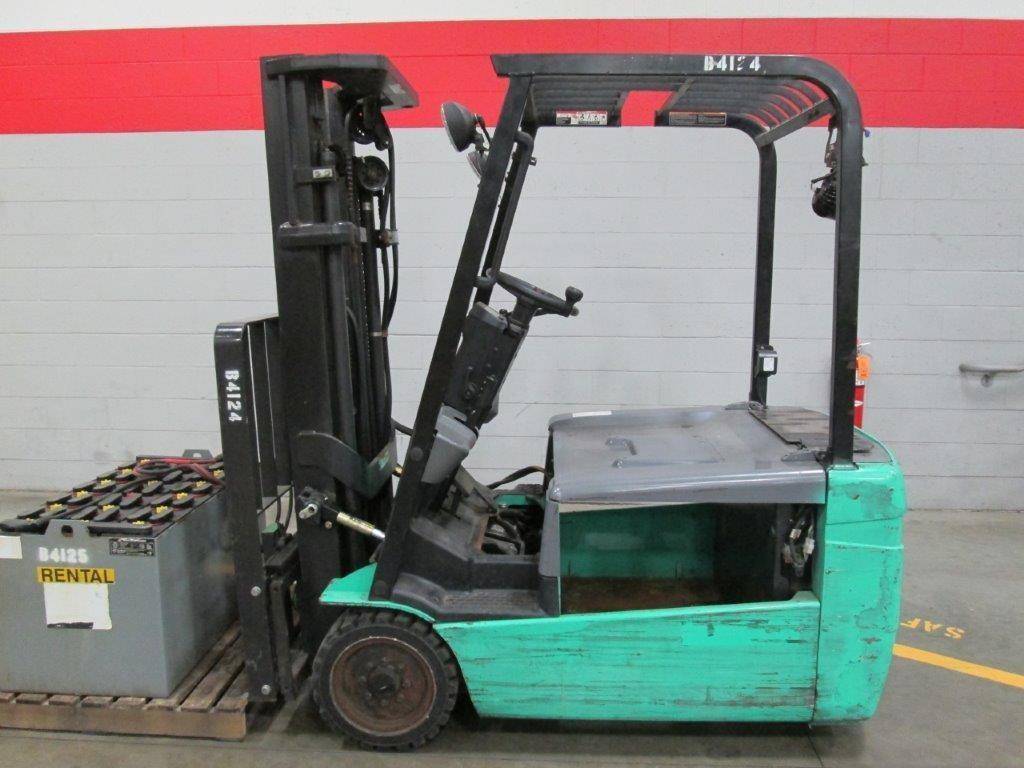 2010 Electric Mitsubishi FB18NT Electric 3 Wheel Sit Down