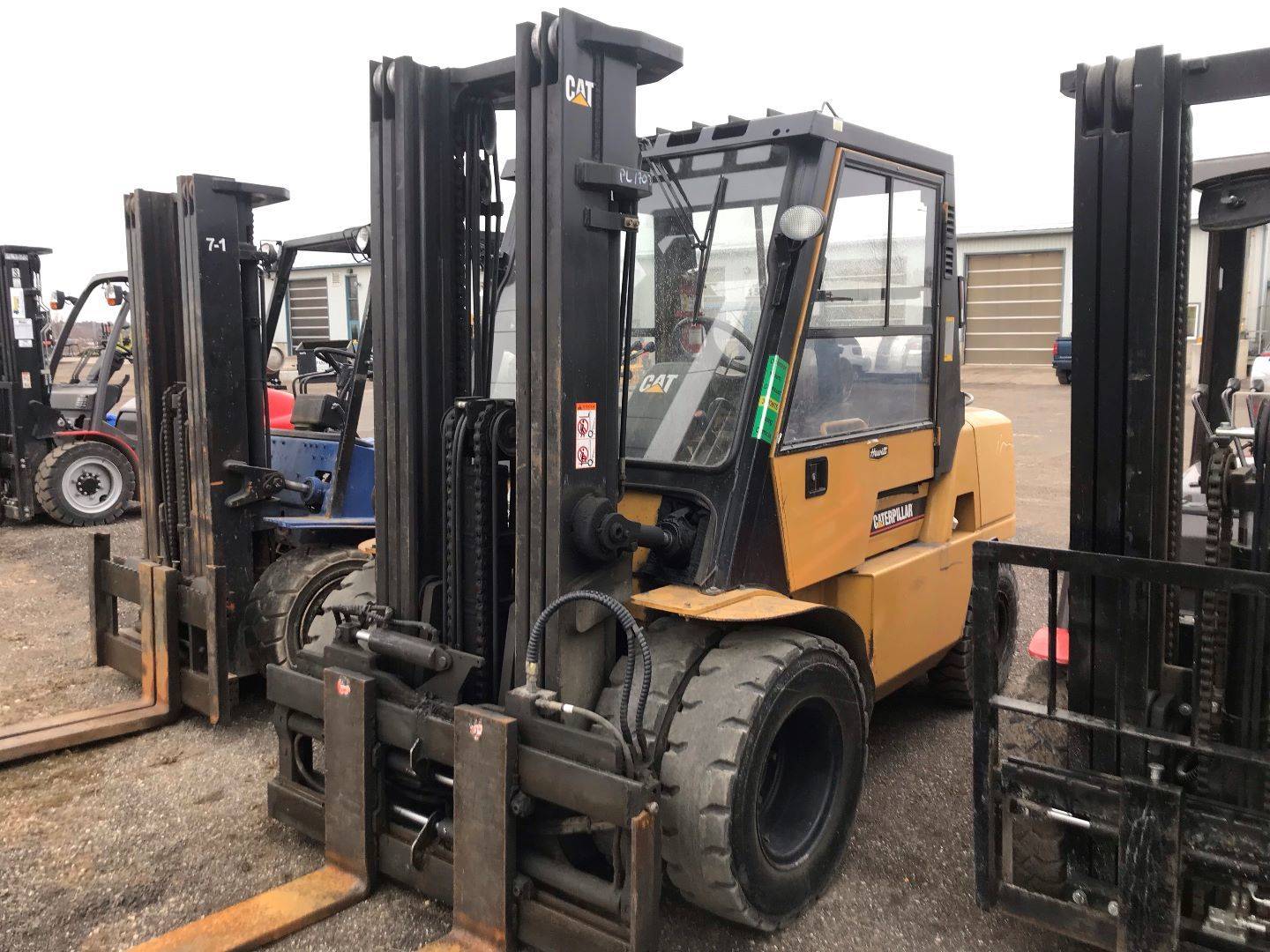 2006 LP Gas Cat GP45K Pneumatic Tire 4 Wheel Sit Down