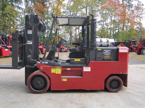 For Rent 30000 lbs - 159" lift - Gas/Propane - Indoor Warehouse