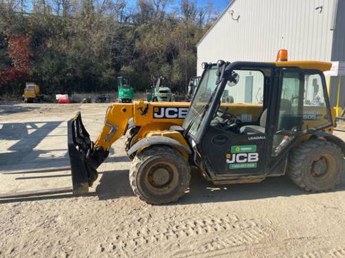 For Rent 5500 lbs - 19' lift -  Diesel