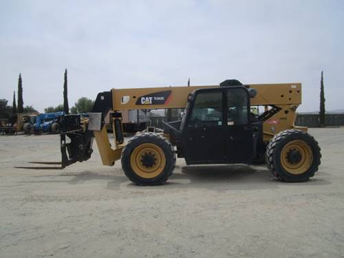 For Rent 9000 lbs - 43' lift -  Diesel