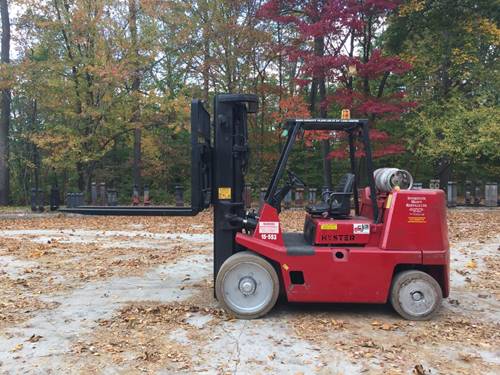 For Rent 15500 lbs - 230" lift - Gas/Propane - Indoor Warehouse