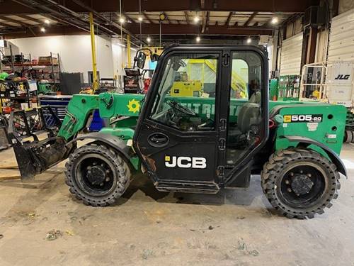For Rent 5500 lbs - 20' lift -  Diesel