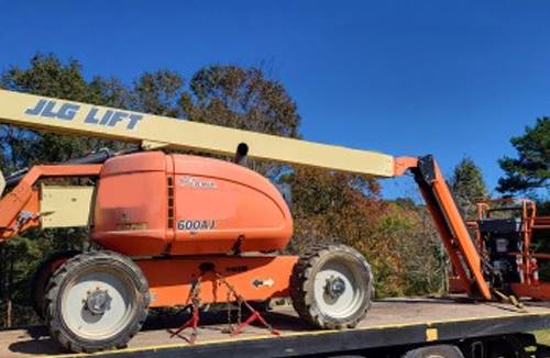 For Rent 60' lift -  Diesel -  Articulated Boom