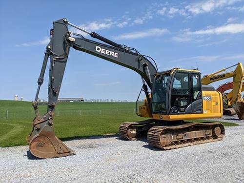 For Rent  Earth Moving and Construction