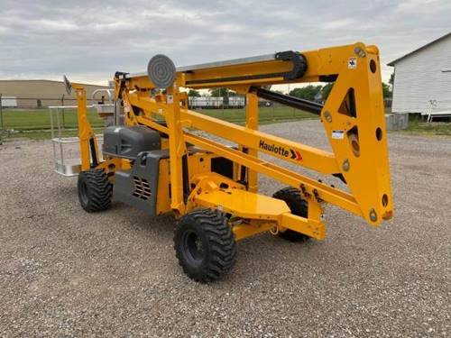 For Rent 45' lift -  Bi-Energy -  Articulated Boom