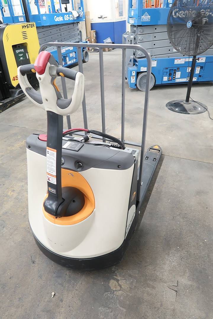 2016 Electric Crown WP303545 Electric Walkie Pallet Jack