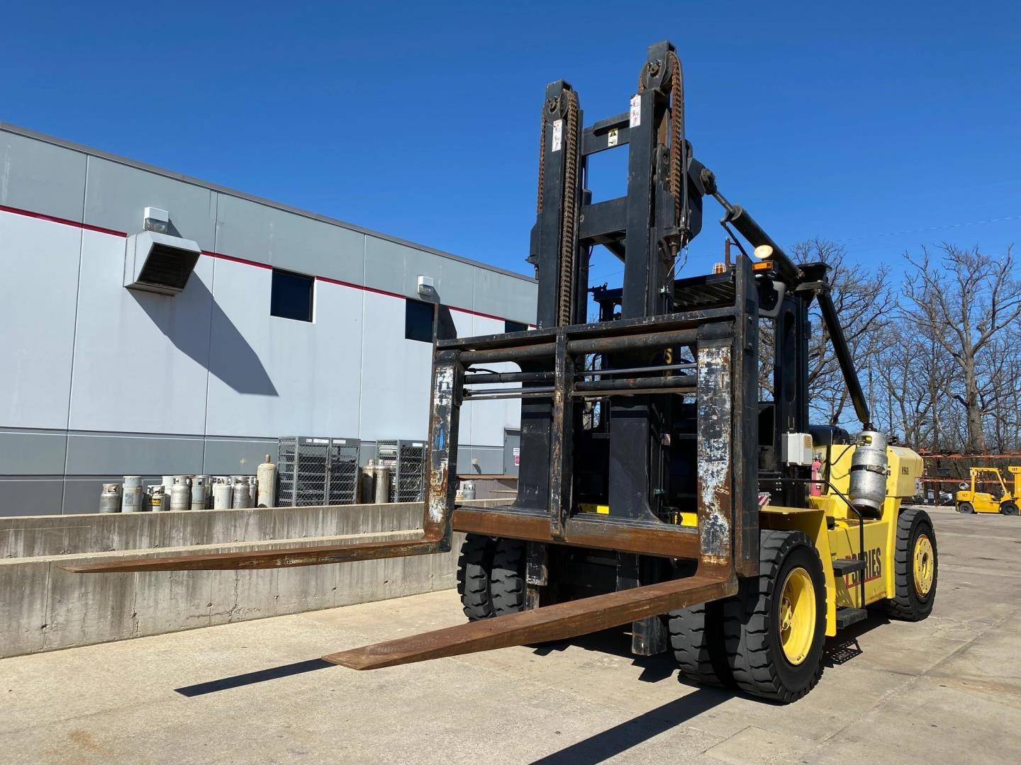 2013 LP Gas Hoist Liftruck P360 Pneumatic Tire 4 Wheel Sit Down