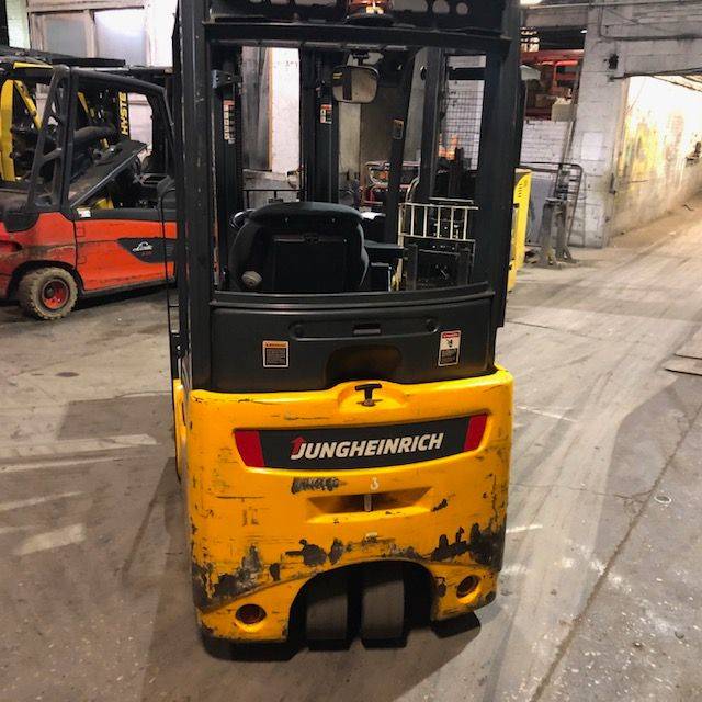 2014 Electric Jungheinrich EFG216K Electric 3 Wheel Sit Down