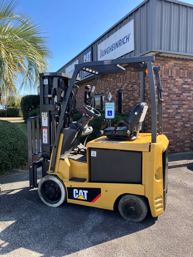 Overhead Cable Racking 8,925 Used Electric Forklifts for Sale